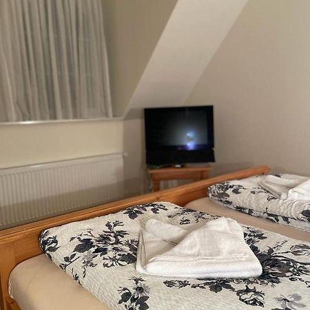 Hotel Und Restaurant Gruner Hahn Elsenfeld المظهر الخارجي الصورة