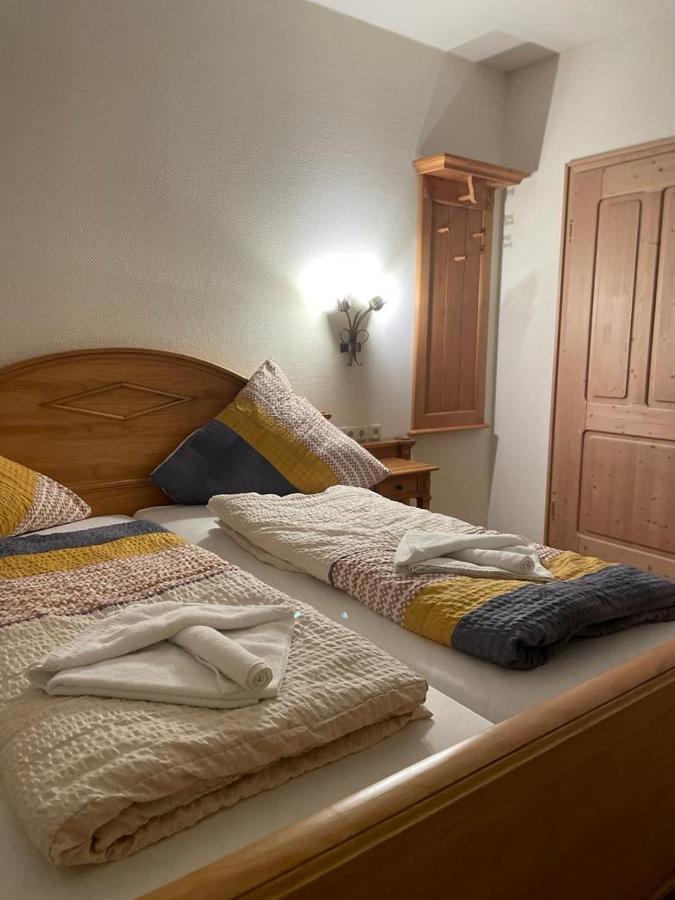 Hotel Und Restaurant Gruner Hahn Elsenfeld المظهر الخارجي الصورة