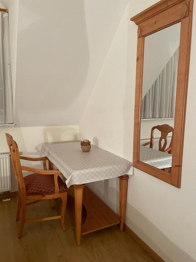 Hotel Und Restaurant Gruner Hahn Elsenfeld المظهر الخارجي الصورة