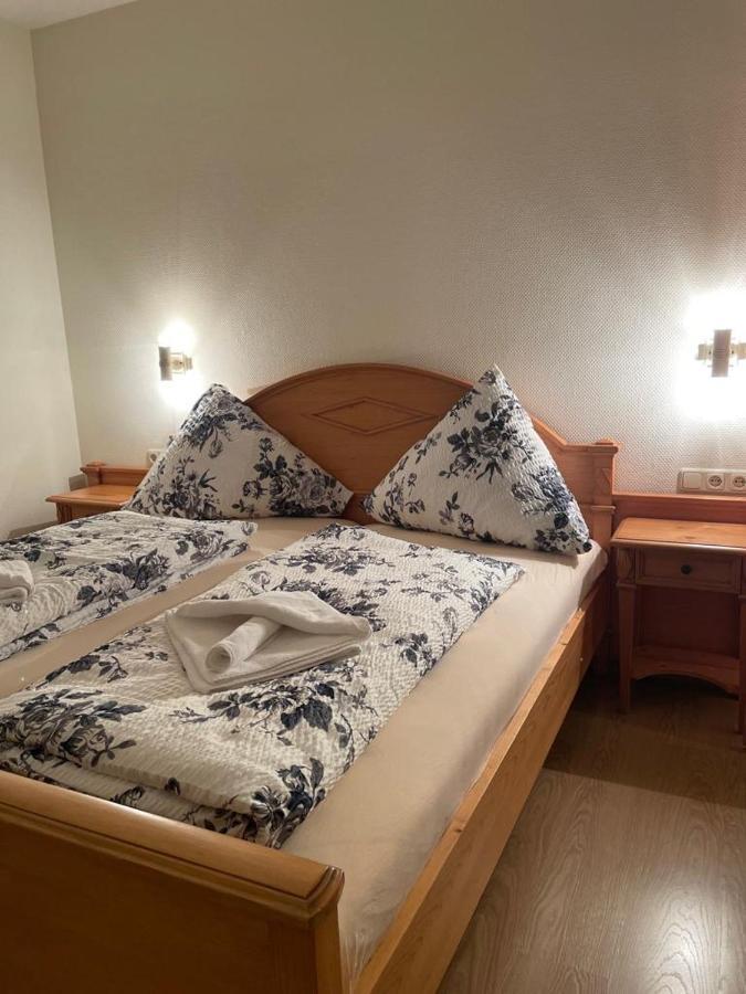 Hotel Und Restaurant Gruner Hahn Elsenfeld المظهر الخارجي الصورة