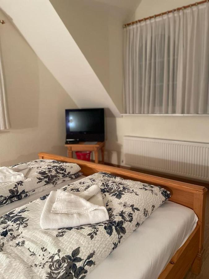 Hotel Und Restaurant Gruner Hahn Elsenfeld المظهر الخارجي الصورة